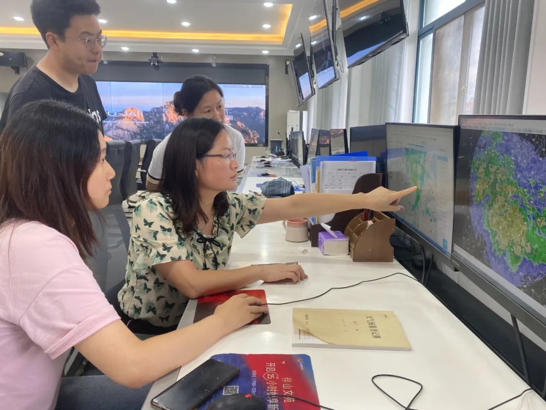 邓州市天气预报_河南暴雨气象预警_南阳暴雨红色预警转移群众