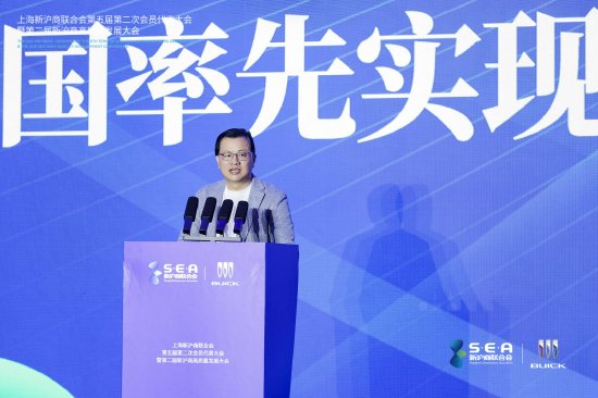 嘉御资本卫哲:AI发展的胜负手在于“用得起”