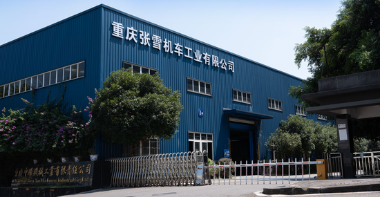 赛道夺冠引爆资本狂欢!张雪机车概念股斩获二连板,成都门店一车难求→