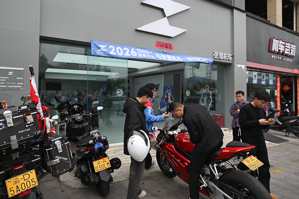 对话张雪机车投资人：张雪初看“不完美”，为何两个月前会投他